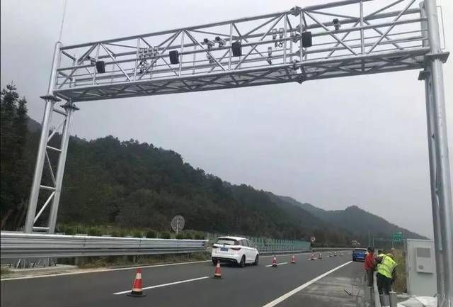 ETC龙门架